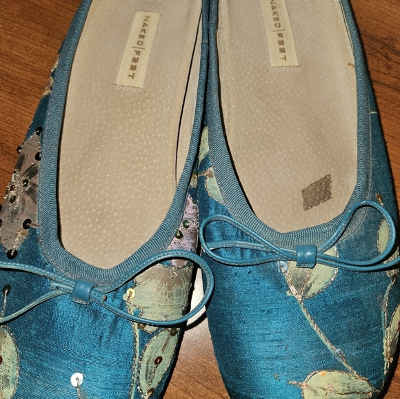 Naked Feet Womans Turquoise Flats Size 11 - Picture 8 of 10